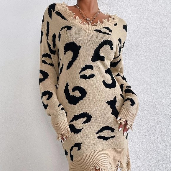 leopard print v-neck distressed sweater dress chic sassy - Picture 2 of 7